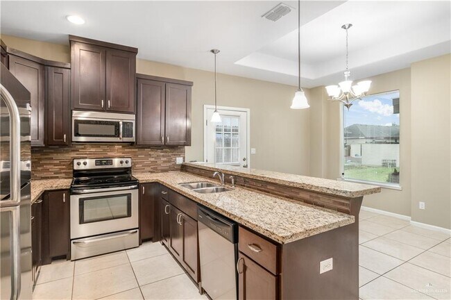 Building Photo - 1205 Bodark Dr