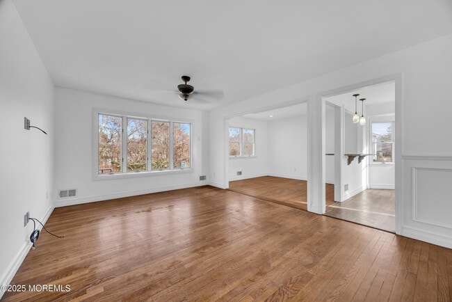 Building Photo - 107 Old Bridge Dr