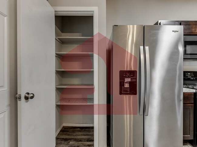 Building Photo - 1865 Jack Rabbit Ln