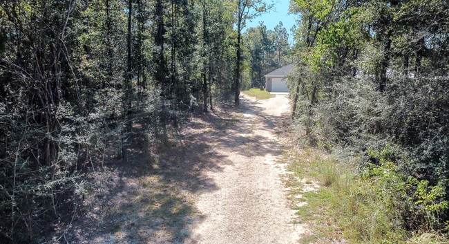 Building Photo - 1249 Martin Rd