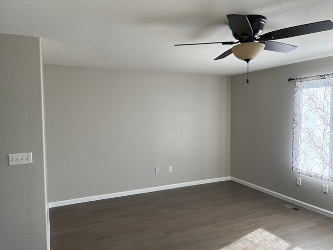 Building Photo - 5407 Rhyolite Way