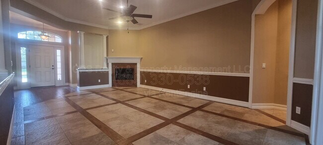 Building Photo - 878 Oakbranch Pl