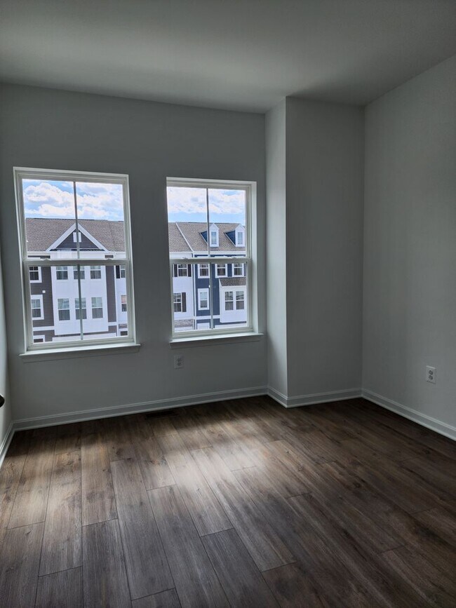 Building Photo - New Construction Townhome in Middletown