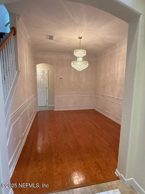 Building Photo - 2518 Willow Creek Dr