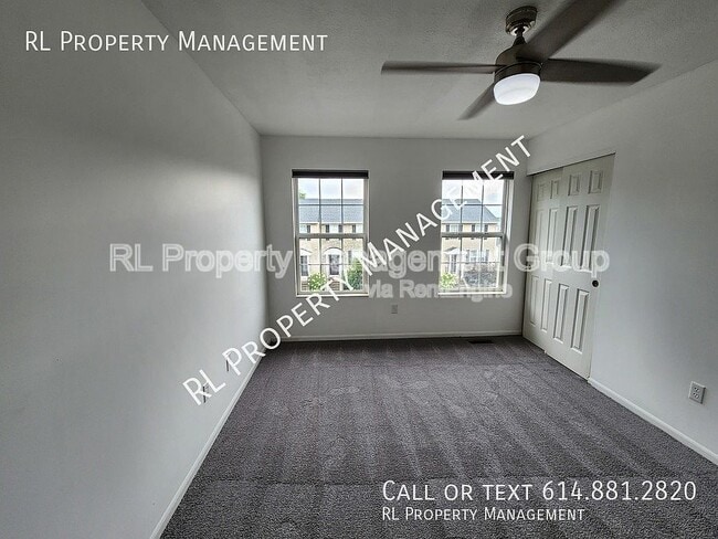 Building Photo - 216 Oxford Oak Dr