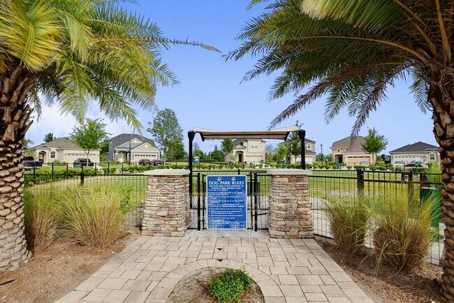 Building Photo - 14743 Rain Lily St