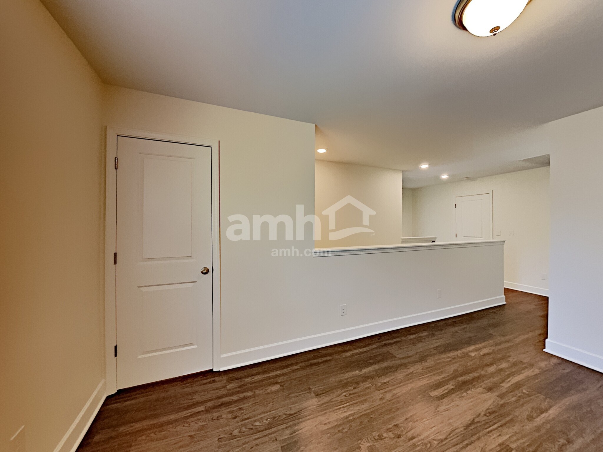 Building Photo - 4300 Longfellow Dr
