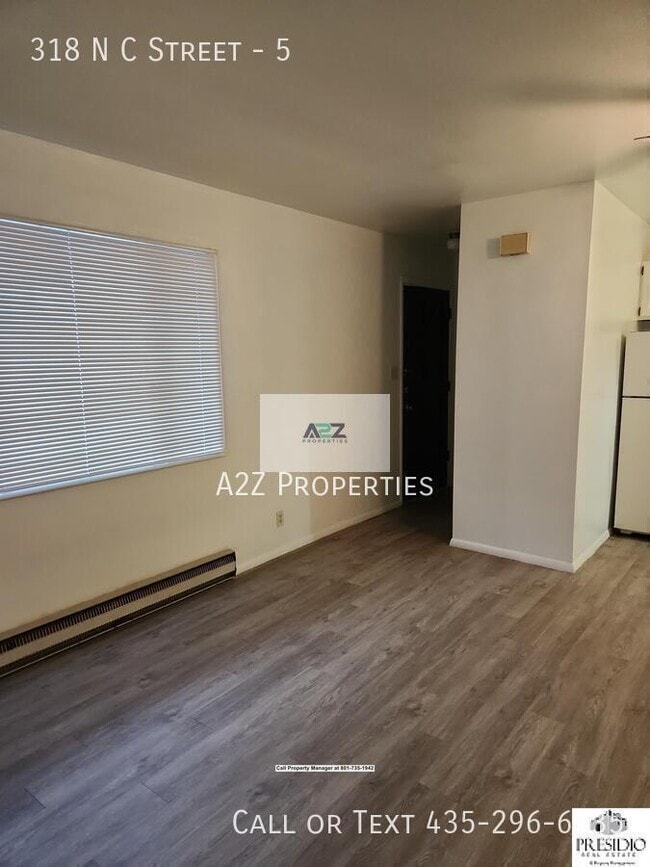 Building Photo - 318 N Center St