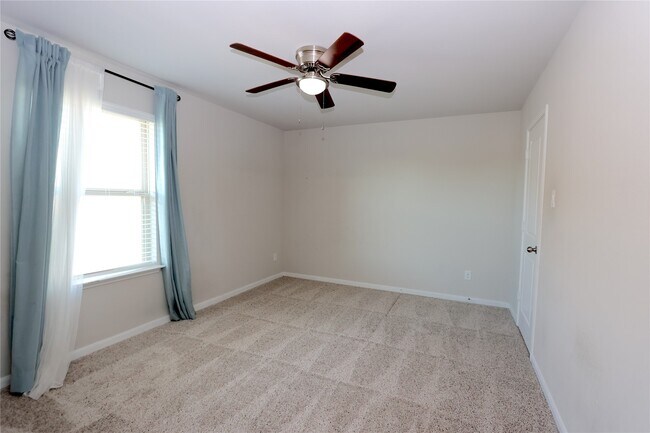 Building Photo - 5438 Atwood Cyn Ct