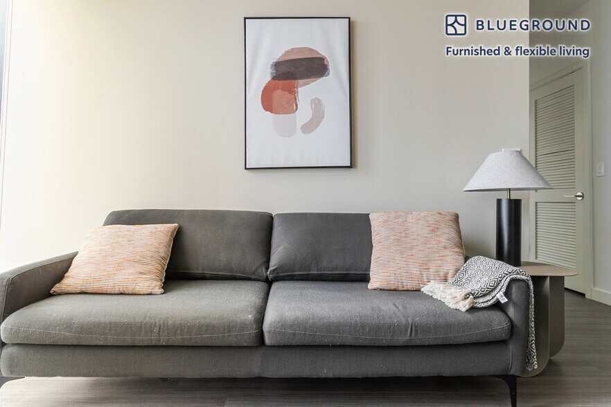 Building Photo - 1210 S Indiana Ave