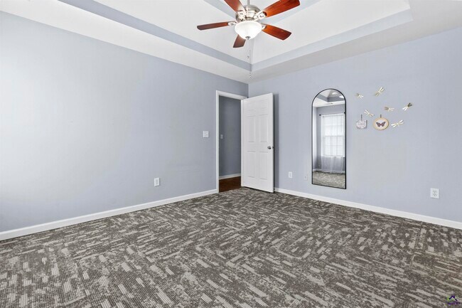 Building Photo - 324 Tyson Glen Dr