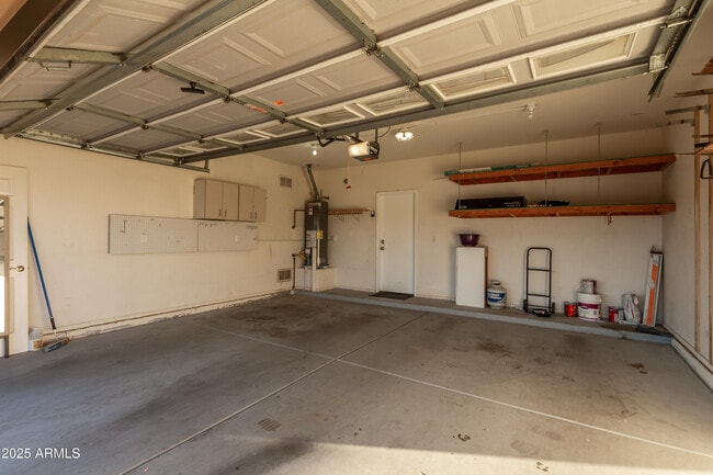 Building Photo - 11010 W Griswold Rd