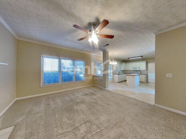 Building Photo - 5435 Silk Oak Way