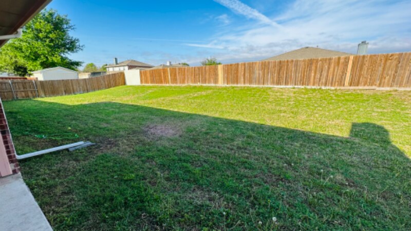 Building Photo - 1013 Chesterfield Dr