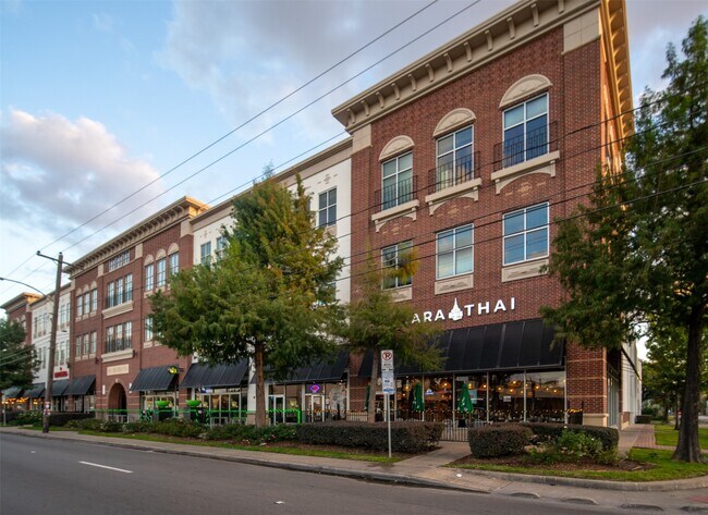 Building Photo - 4430 Center St