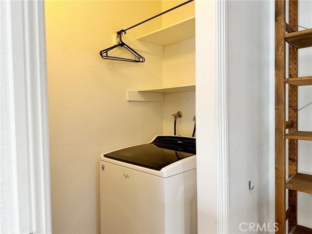 Building Photo - 8432 Basin Cir