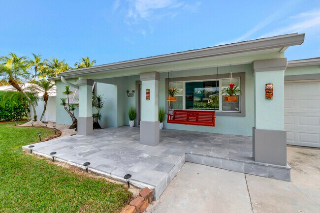 Building Photo - 310 Gulfstream Dr