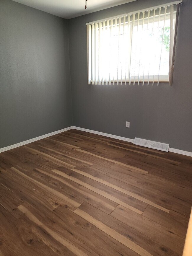 Building Photo - Nice Ranch Style home in Highly desired SW...