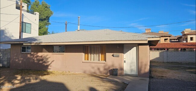 Building Photo - 2138 E Turney Ave