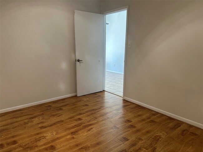 Building Photo - 23335 Tree House Ln