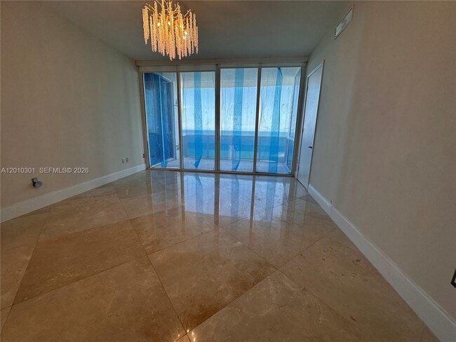 Building Photo - 18101 Collins Ave