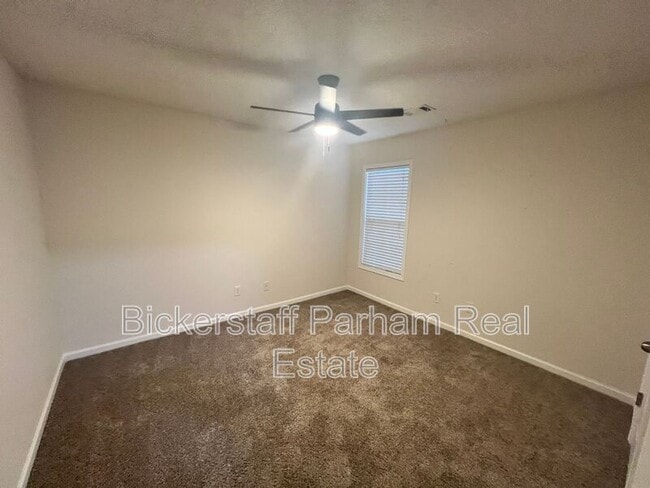 Building Photo - 3007 Nancy Dr