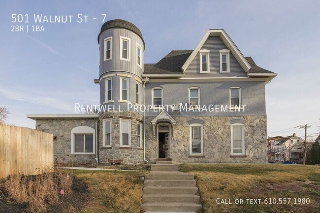 Building Photo - 501 Walnut St