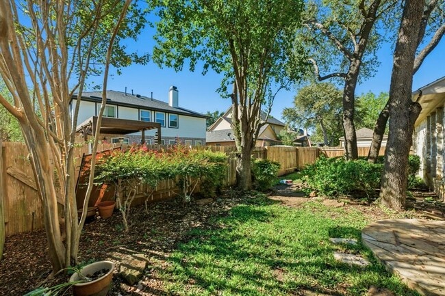 Building Photo - 6213 Mesa Grande Dr