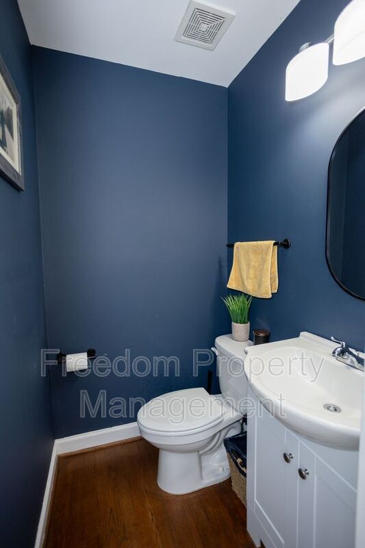 Building Photo - 6197 Edwards Dr