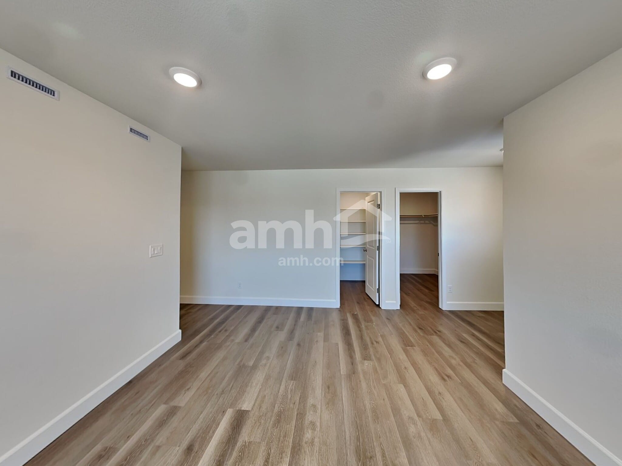 Building Photo - 8864 Dwarf Chin Ave