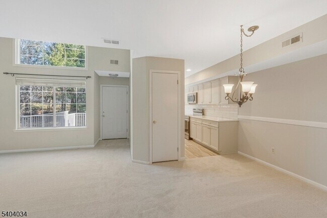 Building Photo - 20 Academy Ct