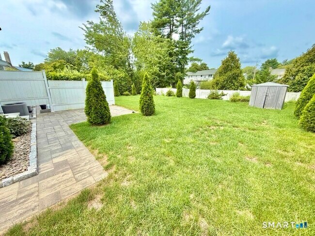 Building Photo - 66 Campfield Dr