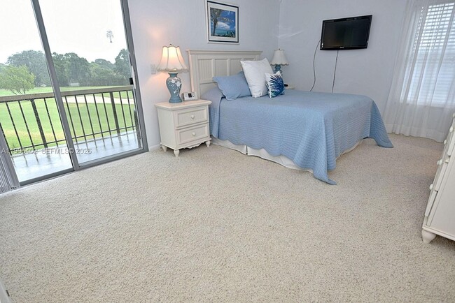 Building Photo - 18459 SE Wood Haven Ln