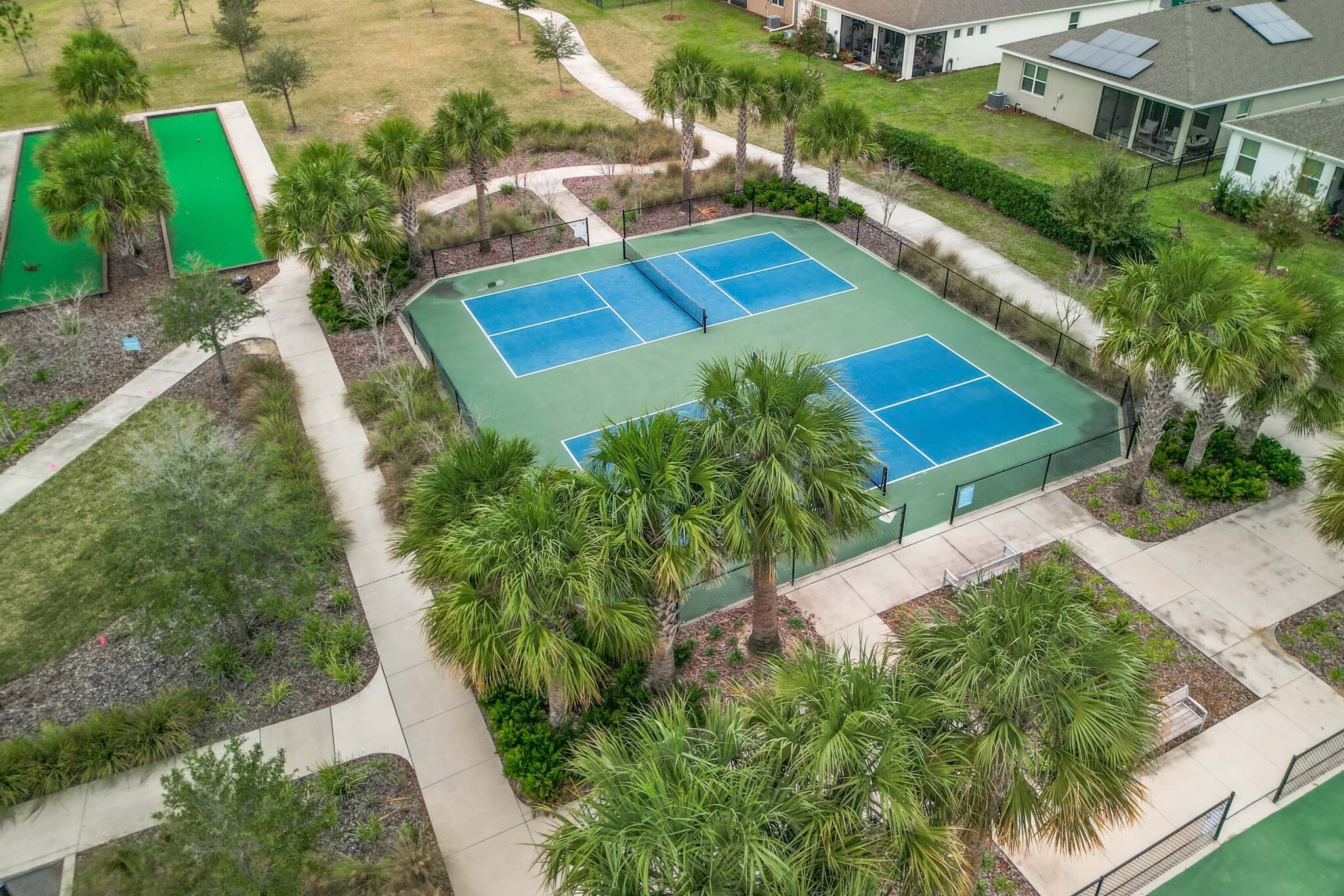 Building Photo - 5240 Sunshine Dr