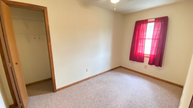 Building Photo - 4212 Menga Dr
