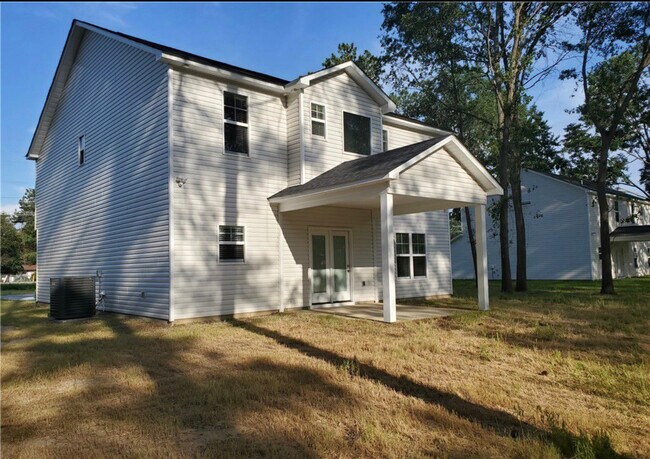 Building Photo - 1618 Strickland Bridge Rd