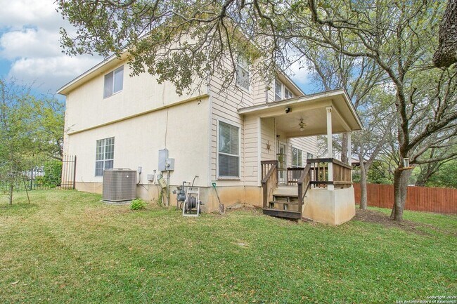 Building Photo - 606 Mesa Ln