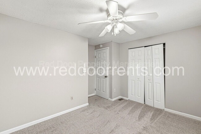 Building Photo - 8029 Cardinal Cove W