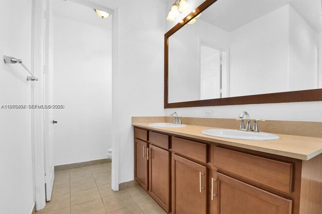 Building Photo - 8354 NW 39th Ct