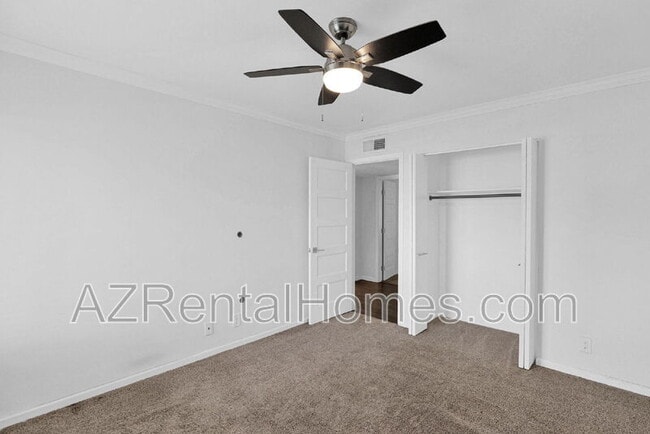 Building Photo - 621 W Plata Ave