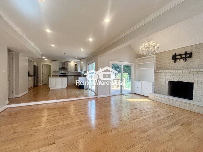 Building Photo - 3895 White Rose Way