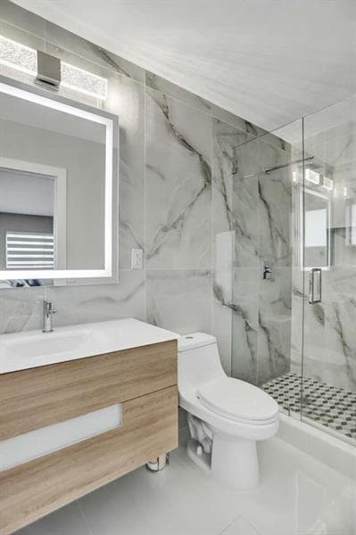 Building Photo - 491 SE 23rd Ave