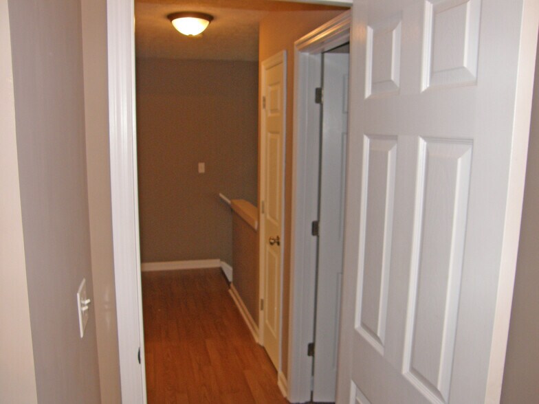 Building Photo - 168 Dunbar Ln