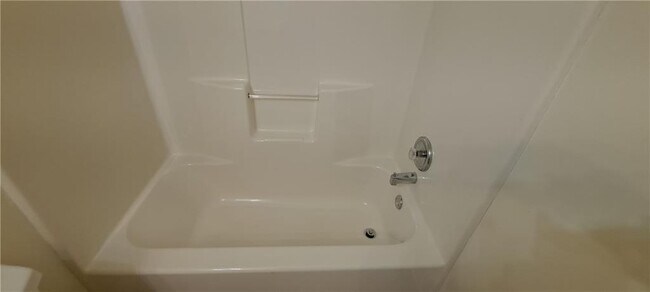 Building Photo - 2395 Lexington Ln