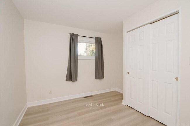 Building Photo - 5024 Southfield Dr