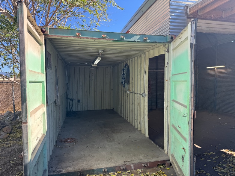 Building Photo - 680 Allegheny St