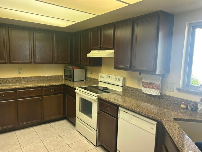 Building Photo - Sun Lakes Furnished short term rental