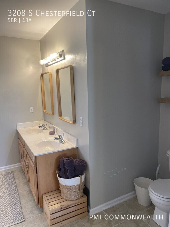 Building Photo - 3208 S Chesterfield Ct