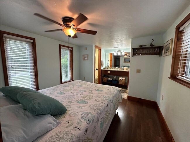 Building Photo - 56315 Hickory Rd