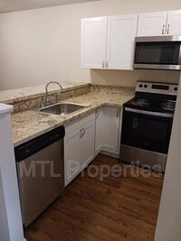 Building Photo - 1674 Eagles Pl